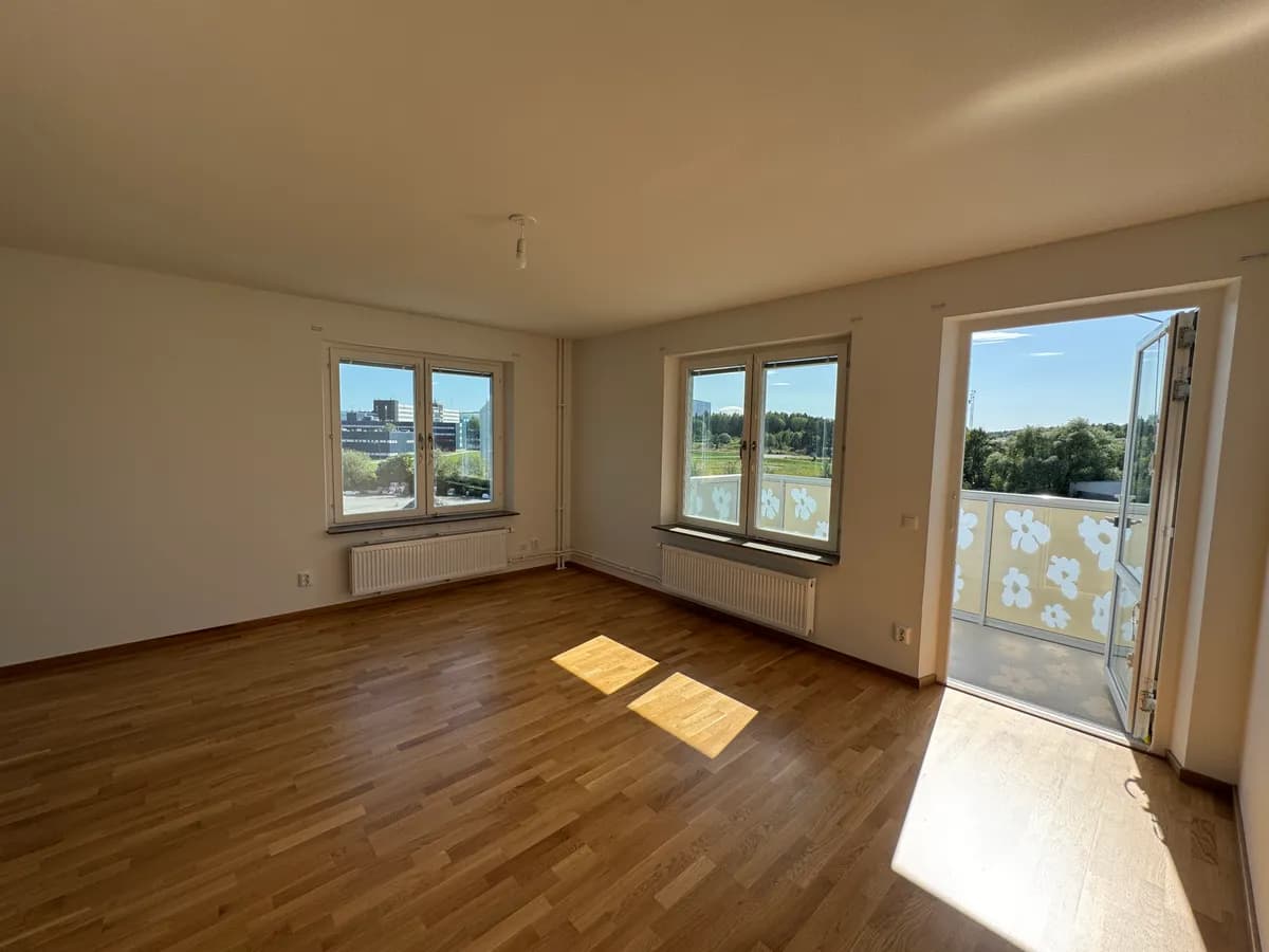 Lägenhet på Handkvarnsgränd i Järfälla