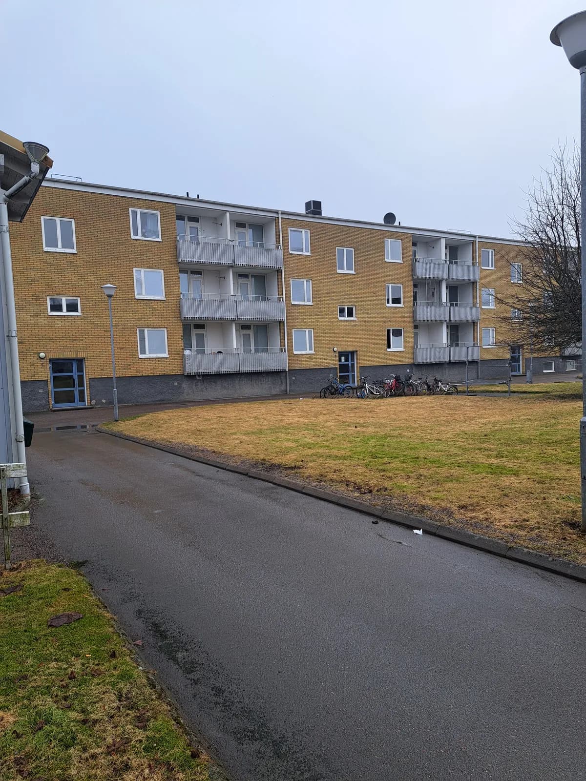 Hyreslägenhet på Vara i vara