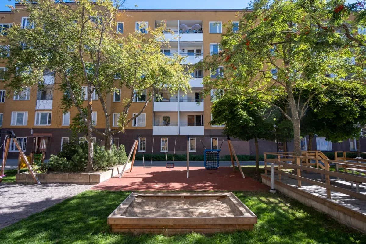 Hyreslägenhet på Vårby i varby