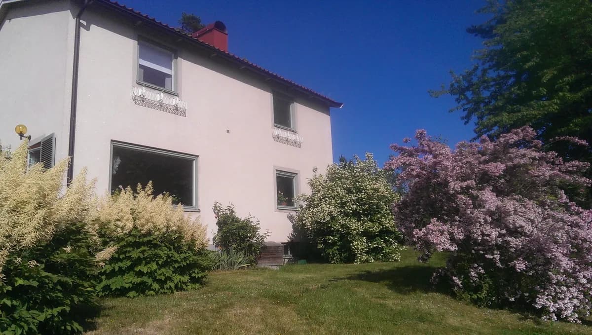 Hus på Uddgärdesvägen i Stora Vika